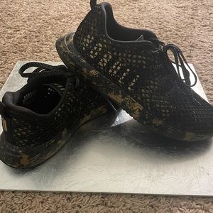 NoBull mesh running sneaker